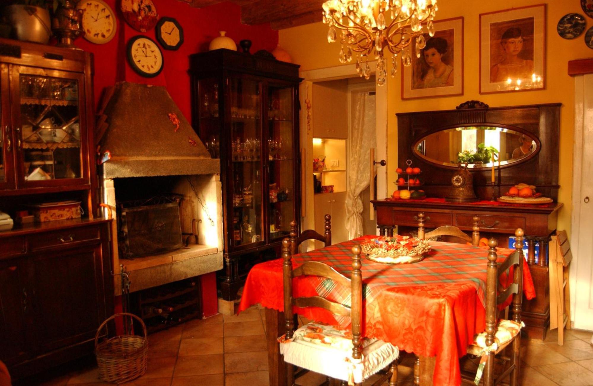 A Casa Di Susi Bed & Breakfast Castelnuovo del Garda Exterior photo